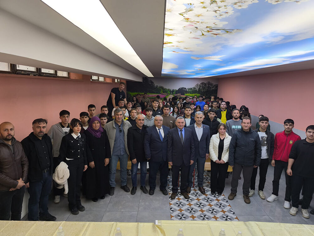 Akşehi̇r Li̇se (2)