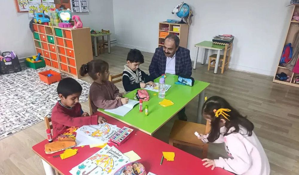 İşcan'dan Sülüklü Okullarına Ziyaret